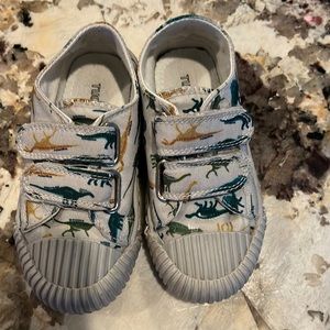 Tucker + Tate 🦖🦕 Shoes